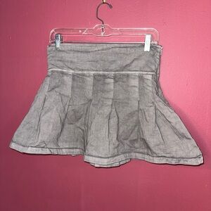 Grey Boohoo pleated mini skirt #miniskirt